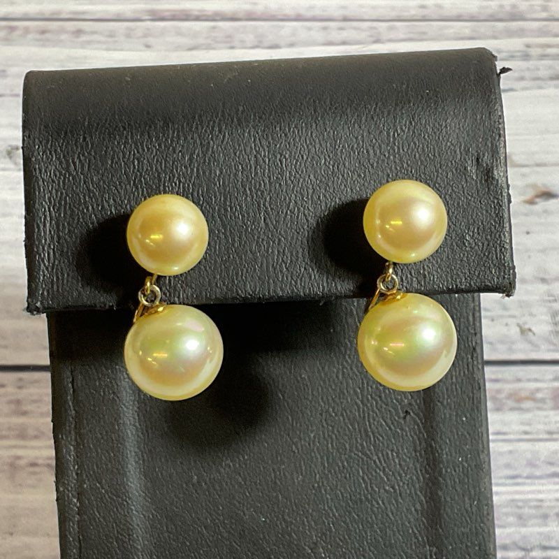 VTG. CINER Gold Tone Faux Pearl Dangle Earrings