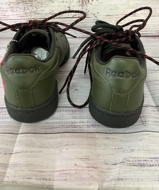 NWOB Unisex Adults Reebok x Obey Club C85 Green Sneakers Men's 6 Women's 7.5