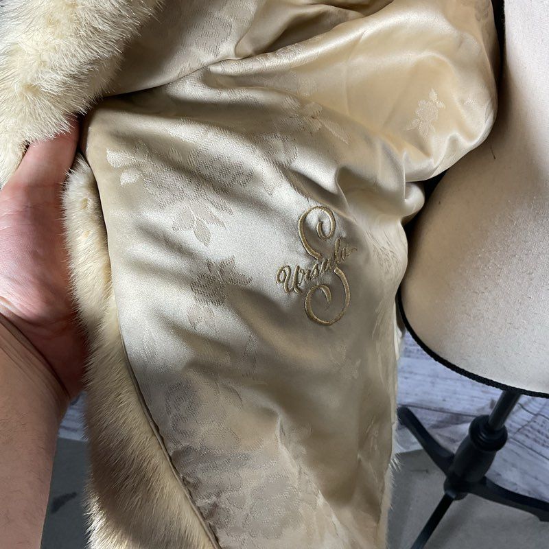 VTG Irving Goldstein Furs Ivory Cape Collar Fur Coat Measurements In Description