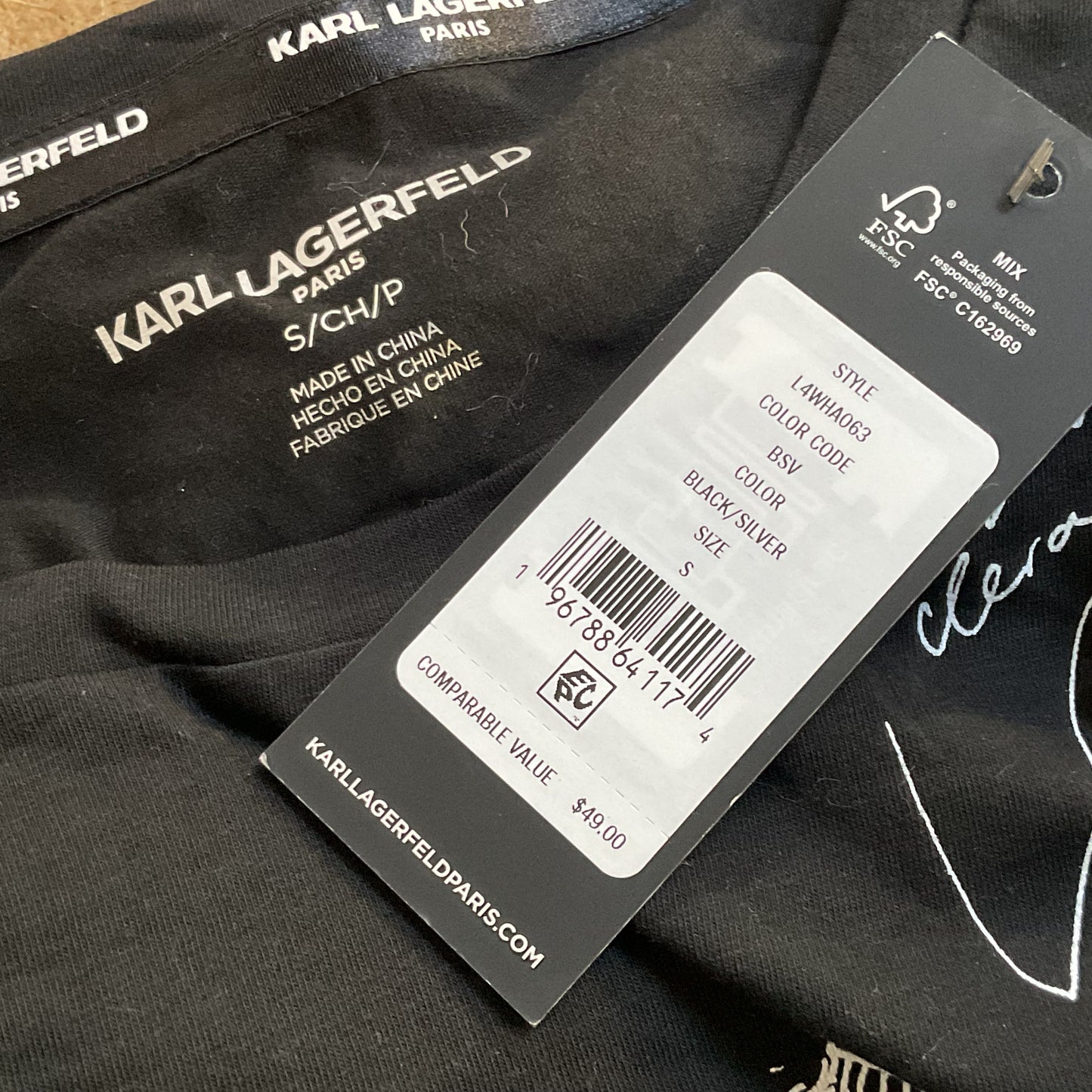 NWT KARL LAGERFELD Paris Women's Black Embellished Print T-Shirt- SZ S