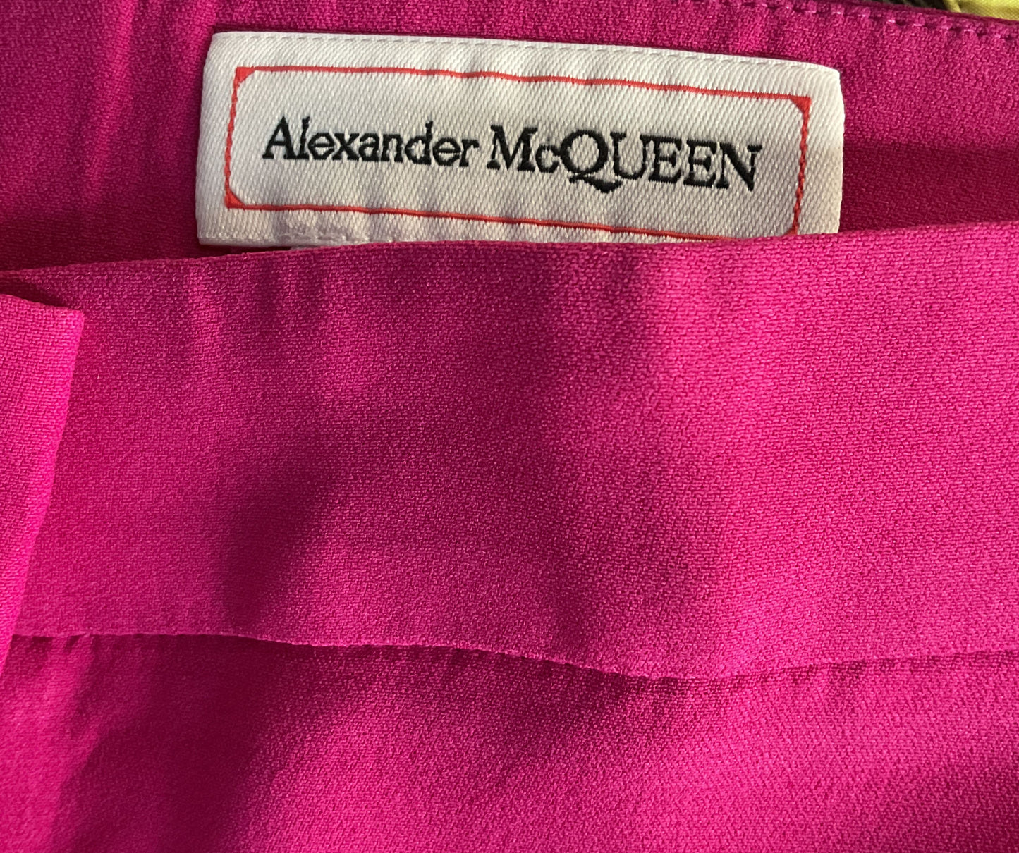 Alexander McQueen Crepe Cropped Straight-Leg Trousers Pink