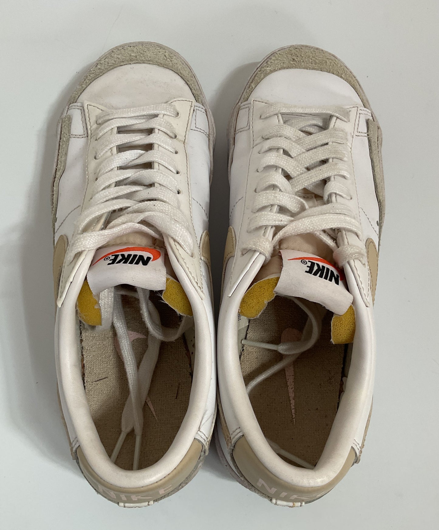Nike Blazer Low '77 Women's White Pale Coral Low Top Sneakers DC4769-106