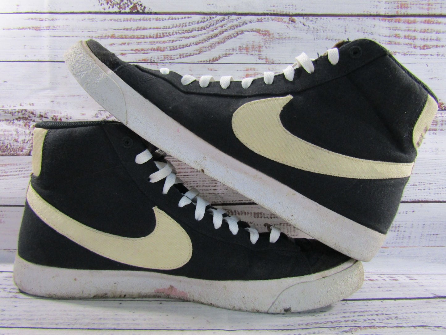 Nike Blazer Mid 77 Pomegranate Men's Black High Top Sneakers Size 13 CI1166-001