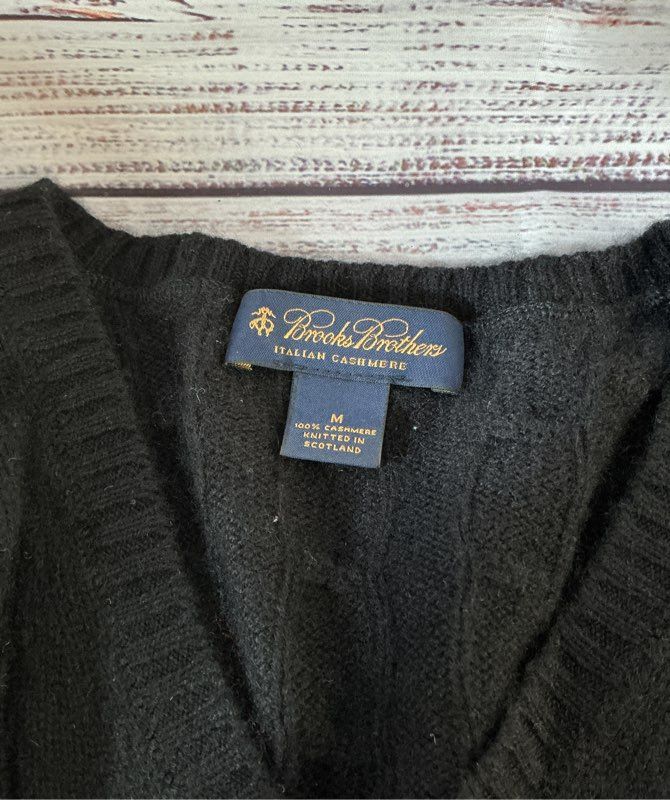 Women's Brooks Brothers Black V-Neck Cashmere Sweater Size M