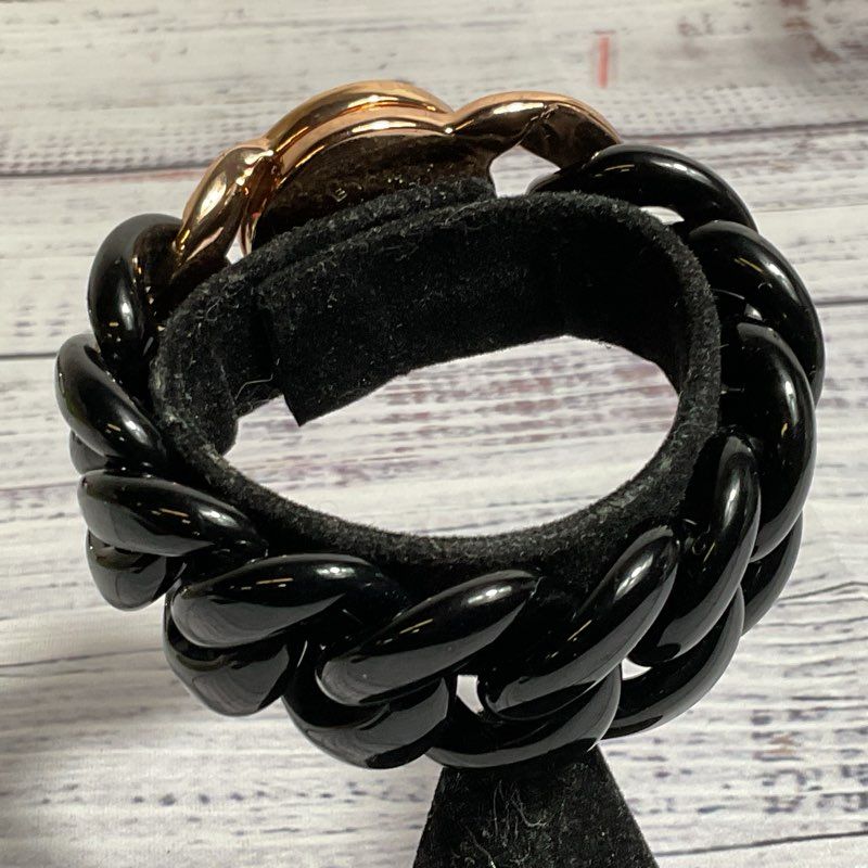 MARC JACOBS Women's Black Resin & Gold Tone Link Bracelet- 7"
