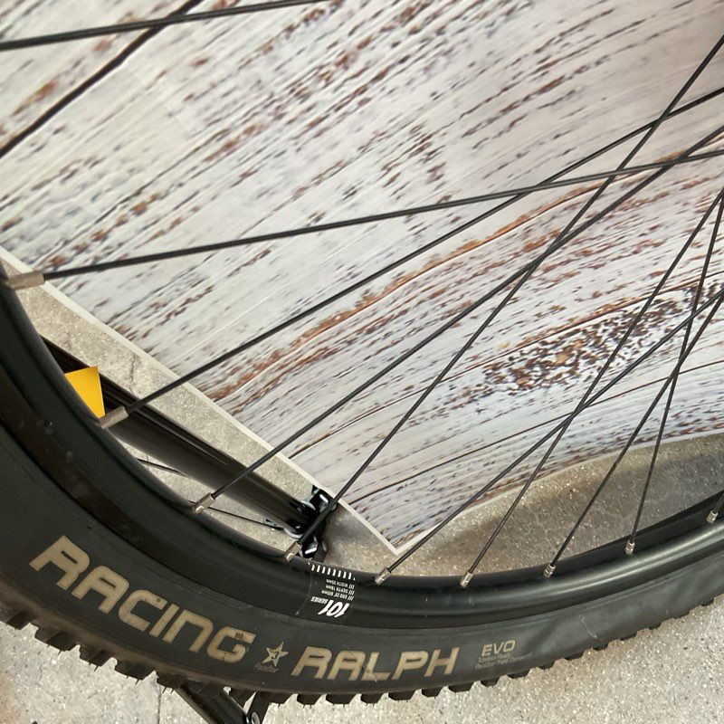 CANNONDALE FLASH 29 Bike Frame, Racing Ralph Tire, American Classic Wheel, Parts