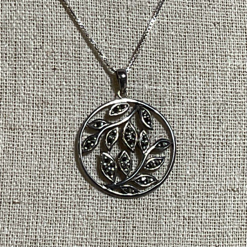 BOMA Sterling Silver Marcasite Pendant Box Chain 18" Necklace- 5.49g