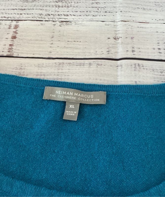 Women's Neiman Marcus Cashmere Collection Blue Sweater Size XL