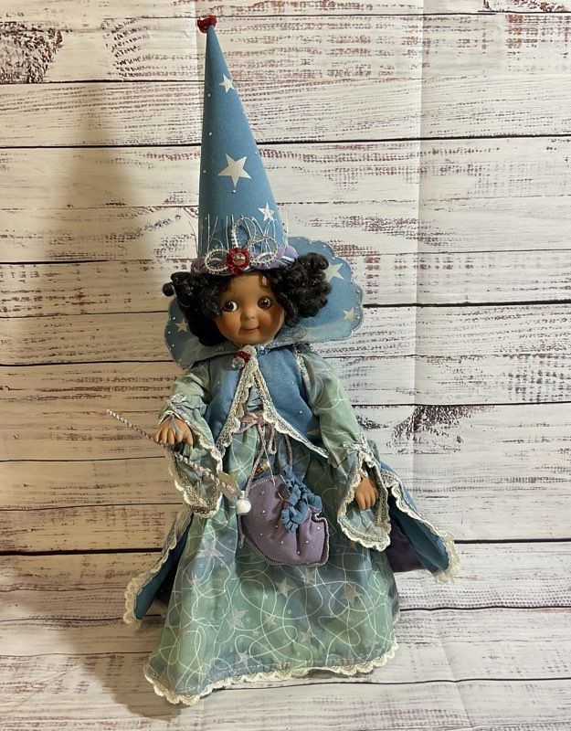 VTG. GLORIA VANDERBILT Sorcerer Wizard Porcelain Doll- 14.5"