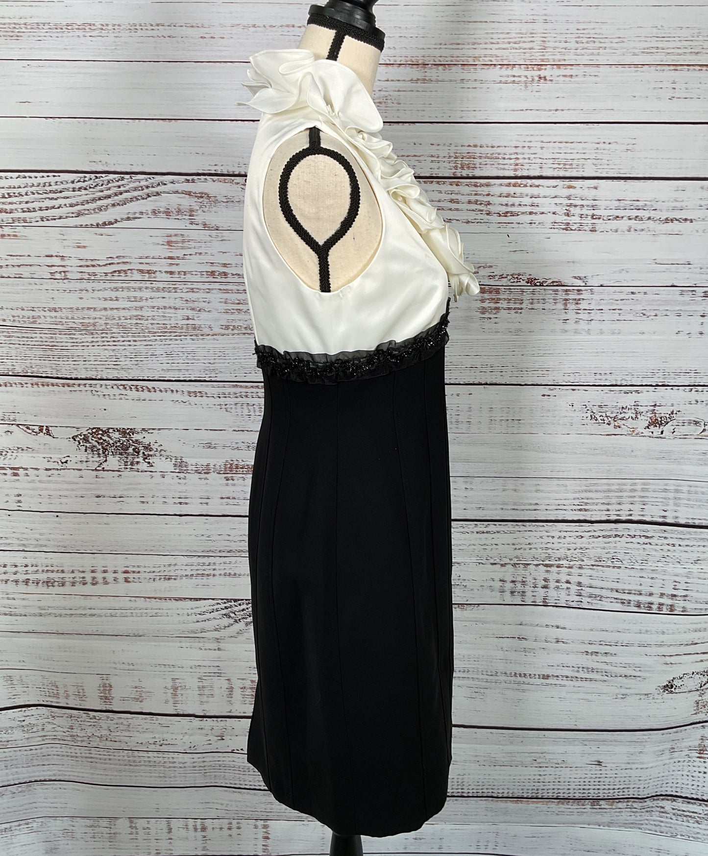 JS Collection Ruffle Collar Sheath Cocktail Dress White Black 4P