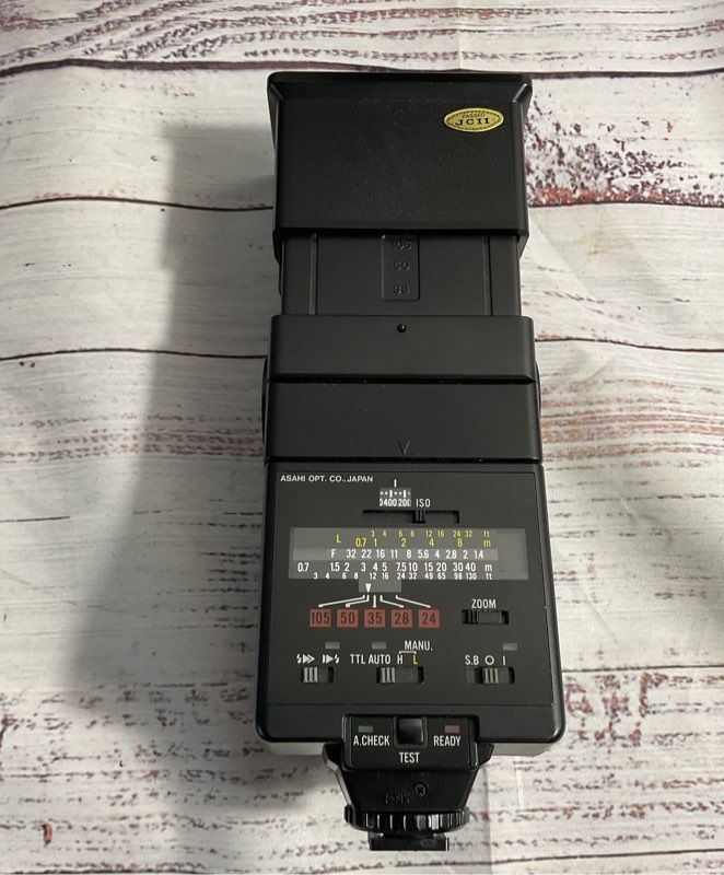Pentax SF10 35mm Film Camera 35-135mm Lens & Pentax AF400FTZ Auto Flash
