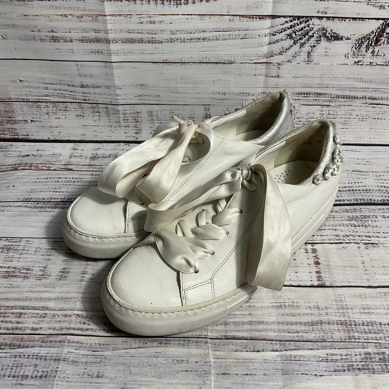 Paul Green White & Silver Floral Leather Ribbon Lace Sneaker Women's Size 6