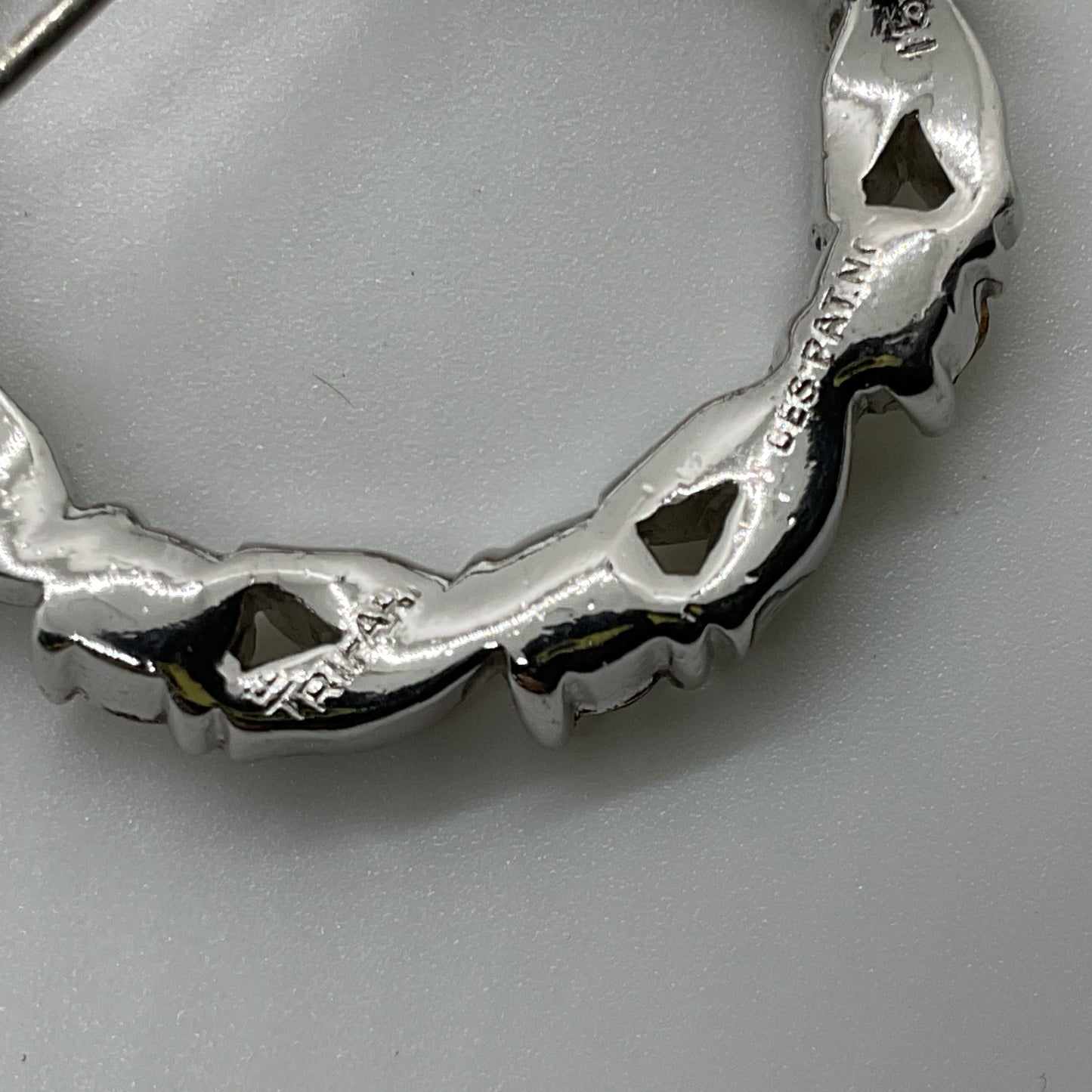CROWN TRIFARI Non-precious Metal Jewelry Set