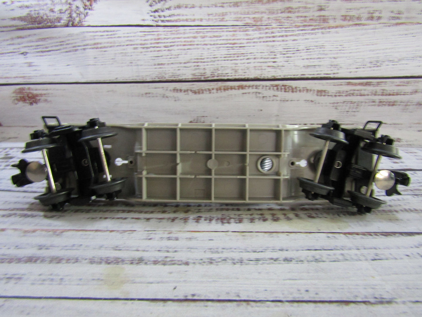 Lionel 16326 Santa Fe Flatcar With Cable Reels