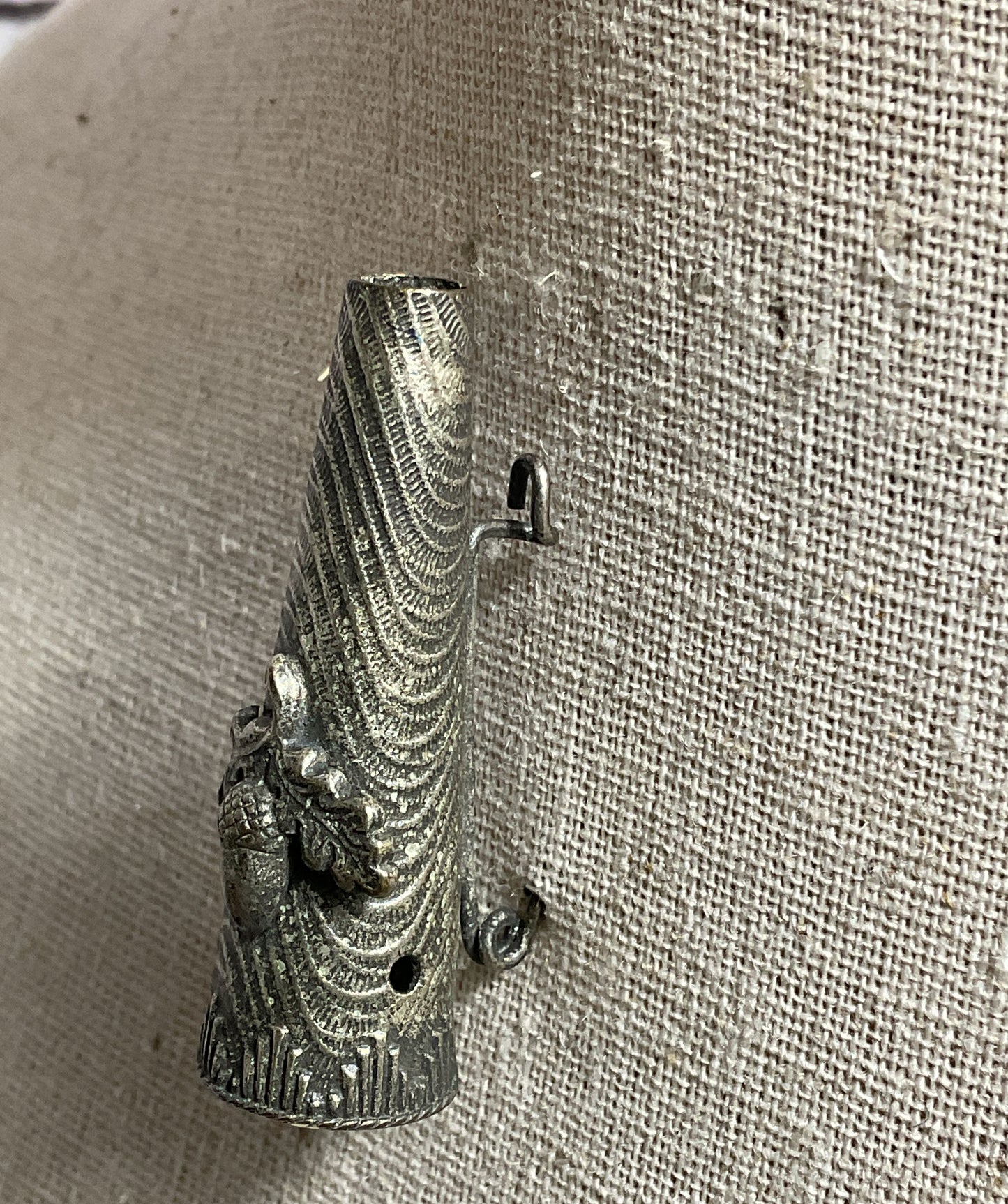 VTG./ANTIQUE W. Germany Silver Tone Cone Adorn with Acorn 1.75" Brooch