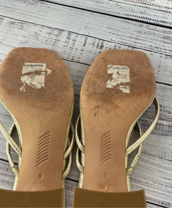 Women's Paige Gold Strappy Sandal Block Heel Size 9