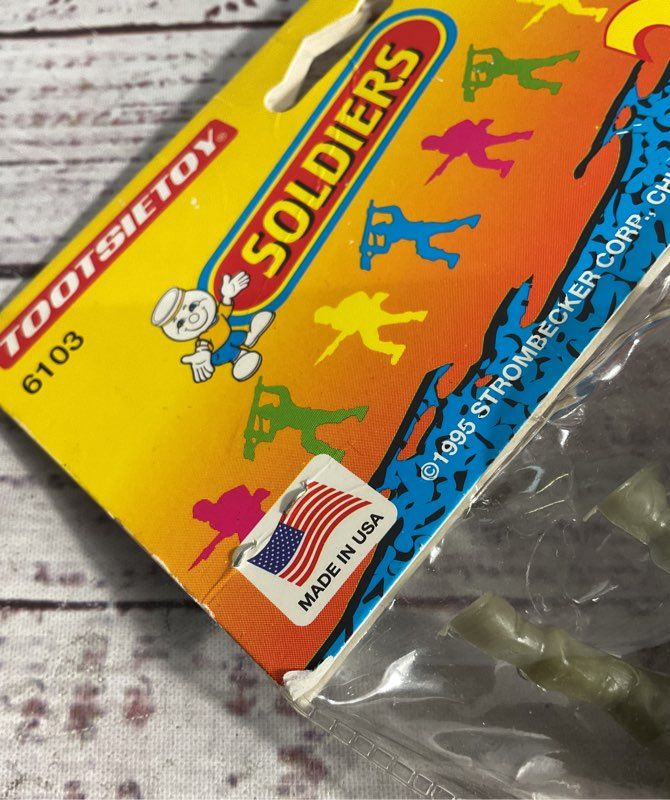 New Vintage Army Men Plastic Soldiers Military Sealed Made in USA 1995