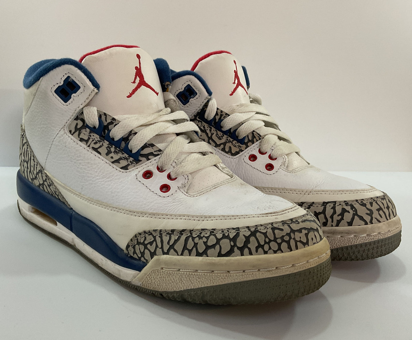 Nike Air Jordan 3 Retro OG Boy's True Blue Mid Top Sneakers Size 6 Y 854261-106