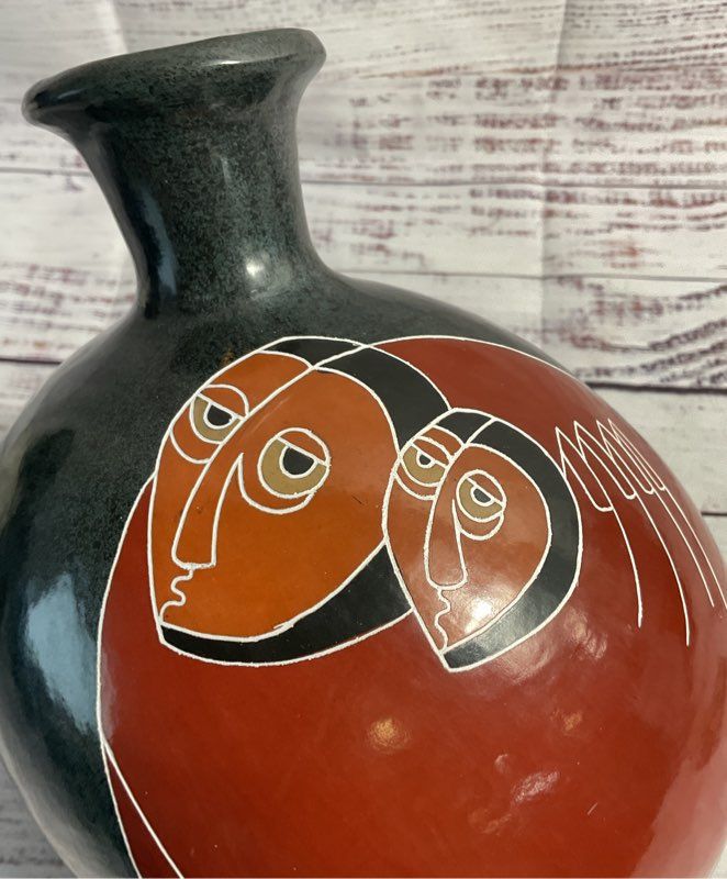 Pedro Guerrero Signed Pottery Vase 8" Made In San Juan De Oriente Nicaragua