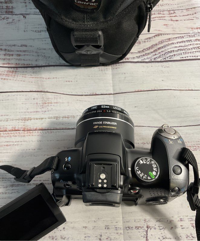 Canon PowerShot SX10 IS 10.0MP Digital Camera For Parts Read Below