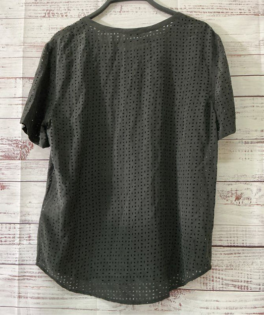 Women's Equipment Femme Black Perforated Designed Silk Top Size M
