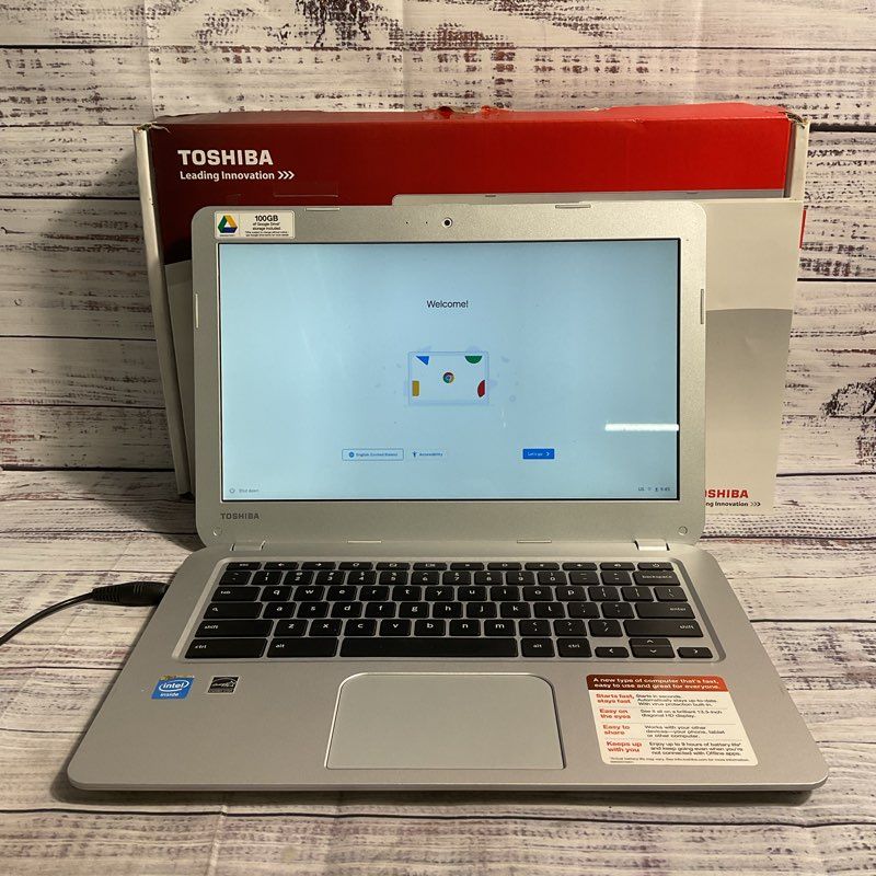 Toshiba Chromebook CB30-A3120 Silver 13.3" + Manuals, Works