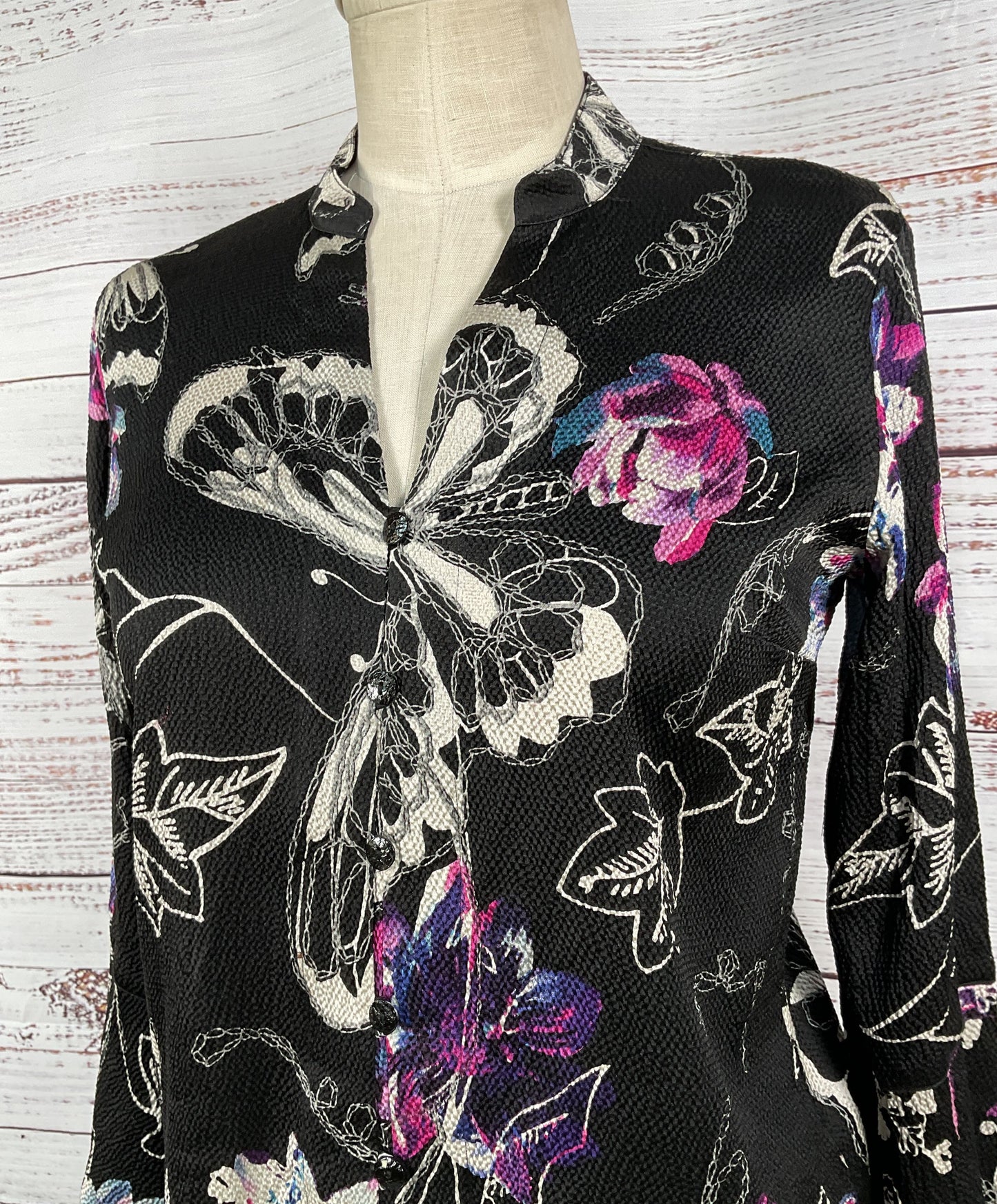 Citron Black Butterfly Button-Up Blouse 95% Silk - Size Small