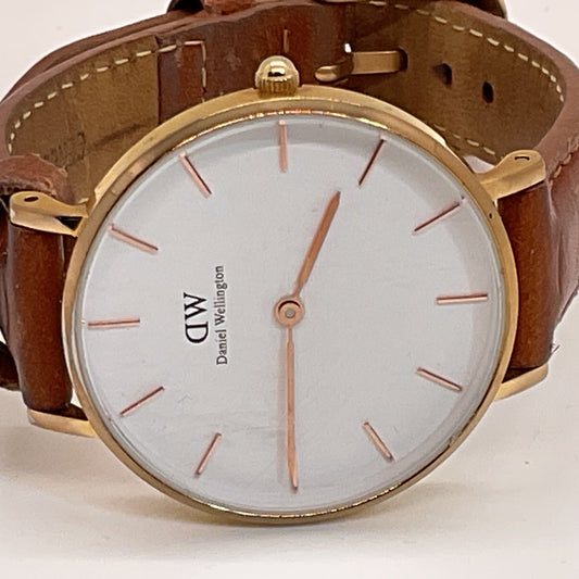 DANIEL WELLINGTON Women's Gold Tone Brown Leather Band Watch