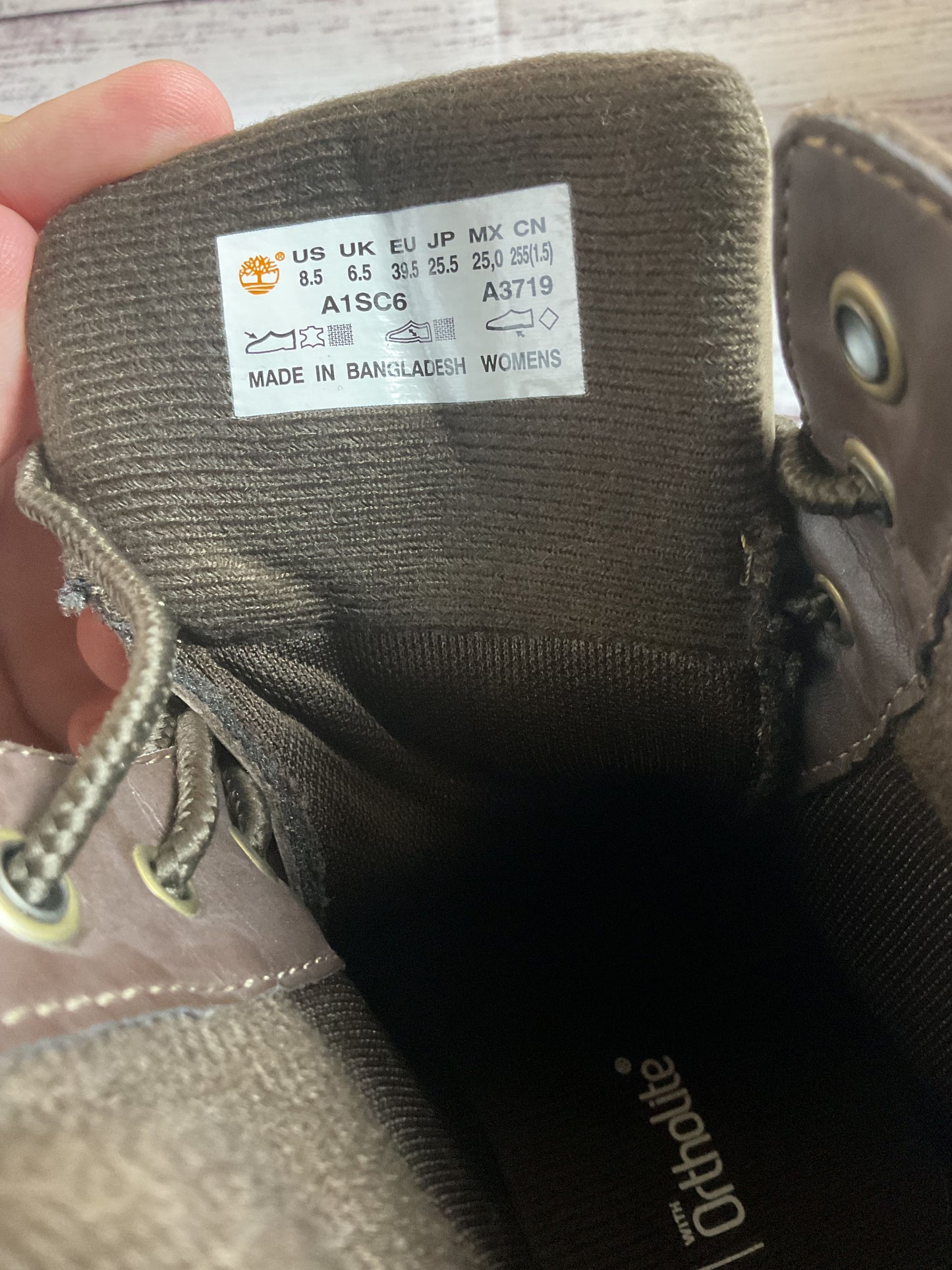 Timberland Brown Lace Up Boots Shoes Women 8.5