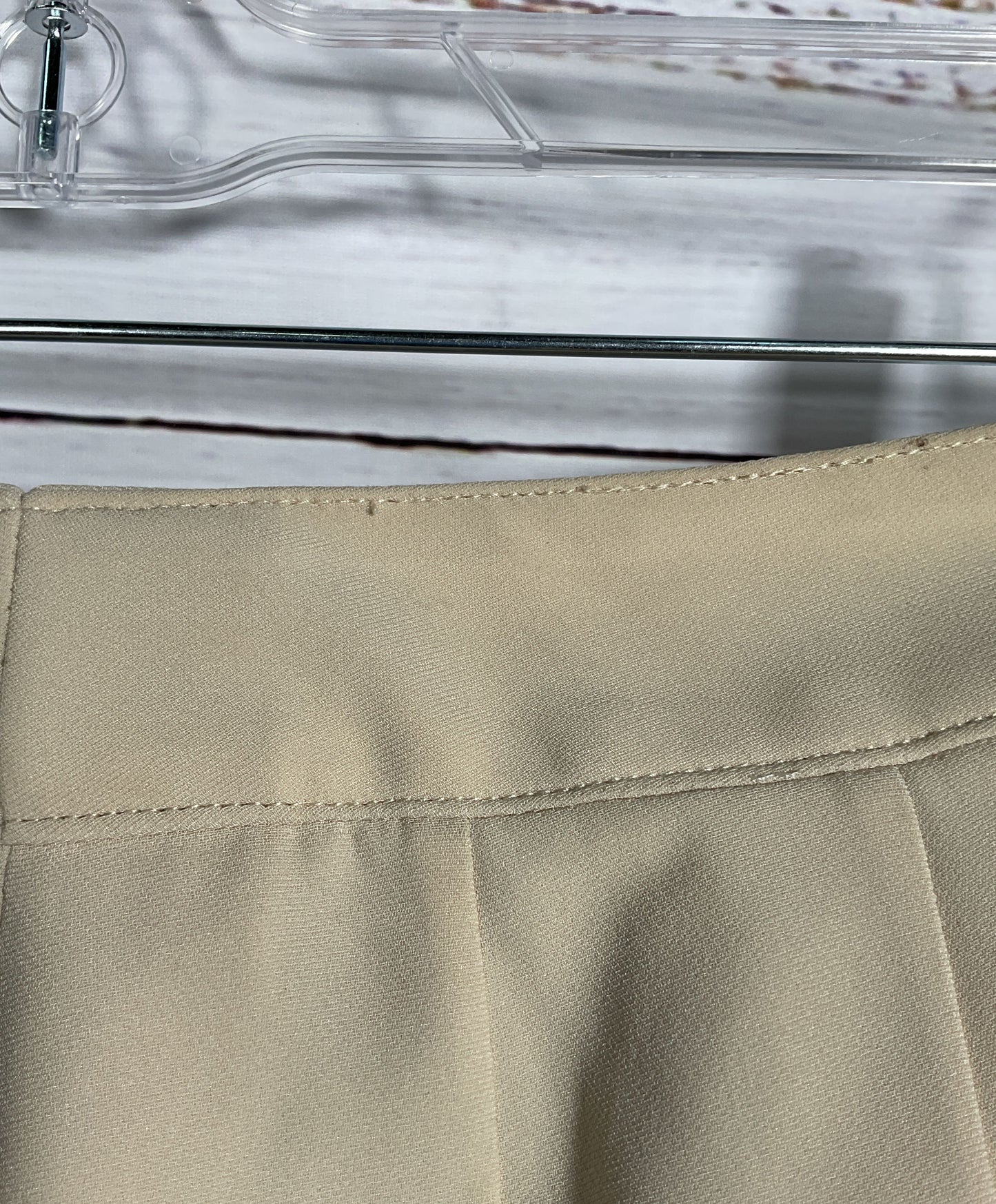 St. John Women's Cream Dress Pants Trousers Size 2 Made in The U.S.A.