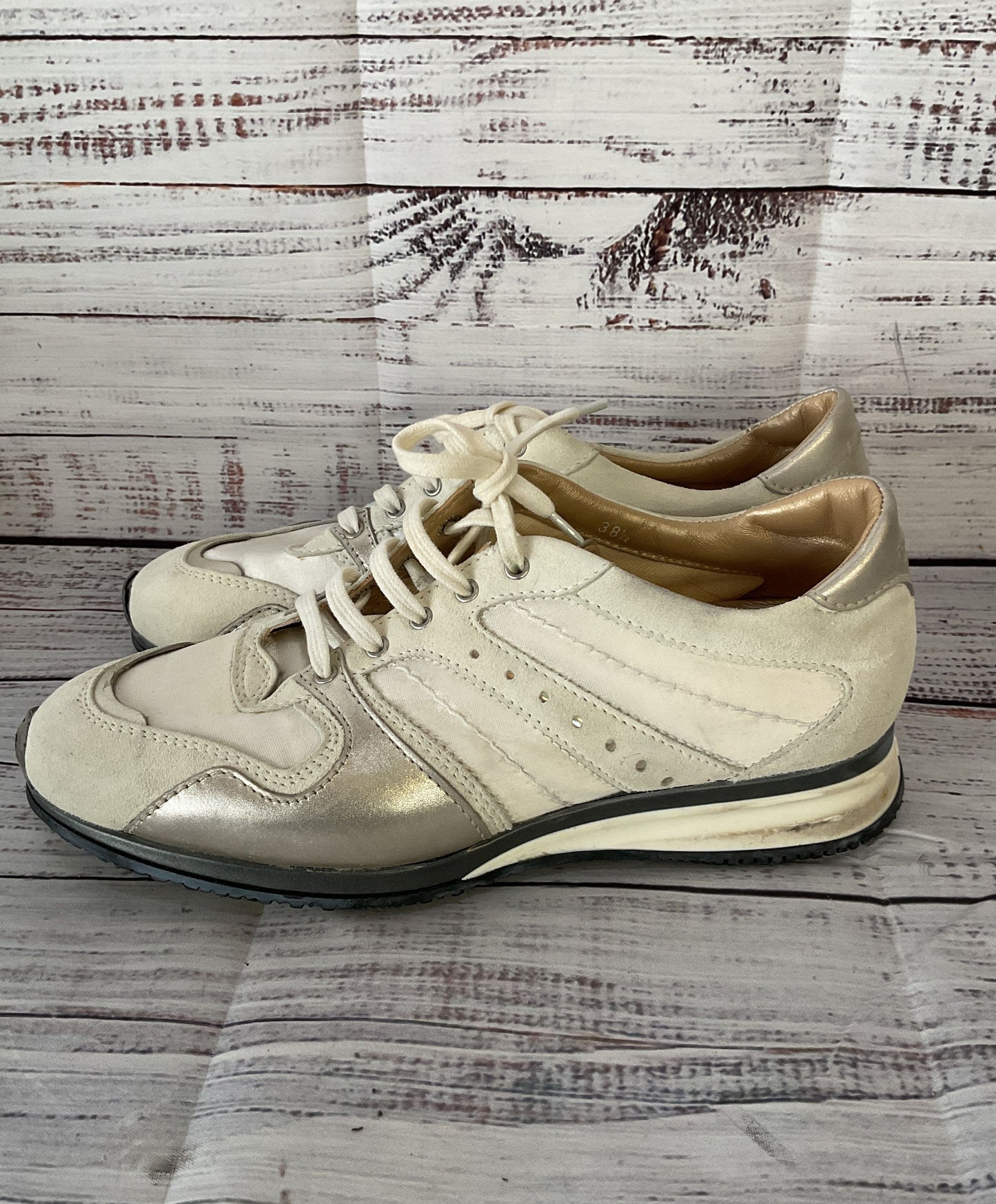 Hogan Suede Trimmed Lace Up Sneakers White Cream 8