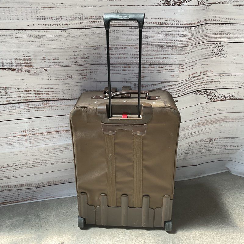 Andiamo 26" Olive Green Upright Wheeled Travel Luggage Suitcase