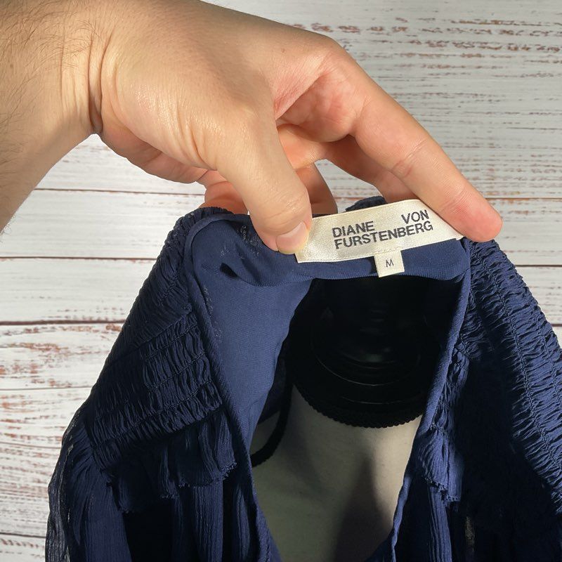 Diane Von Furstenberg Shear Navy Silk Long Sleeve Tunic Blouse - Size M