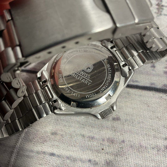 Swiss Military 093 1411 Stainless Steel White Face Watch *FOR PARTS/REPAIR*