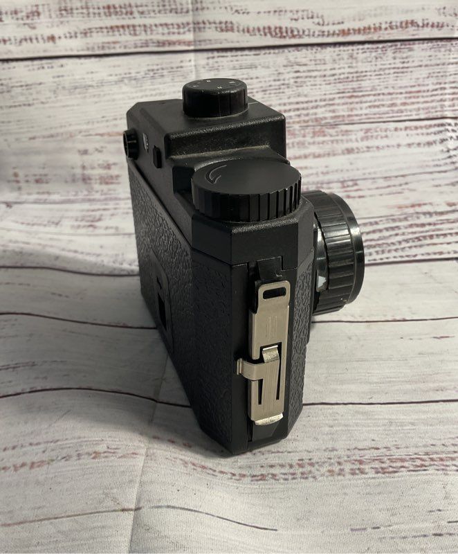 Holga 120 CFN Lightweight Fun Medium Format Camera Multi-color Flash Lomography
