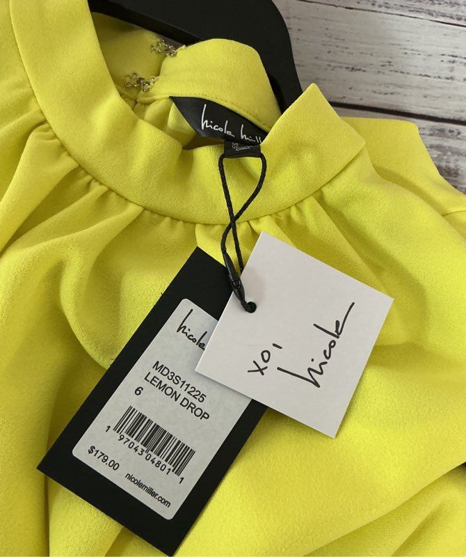 NWT Women's Nicole Miller Yellow Sleeveless Dress Size 6 Retail $179