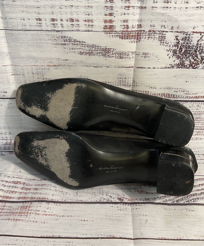Women's' Salvatore Ferragamo Black Satin Slip-On Heels Size 9