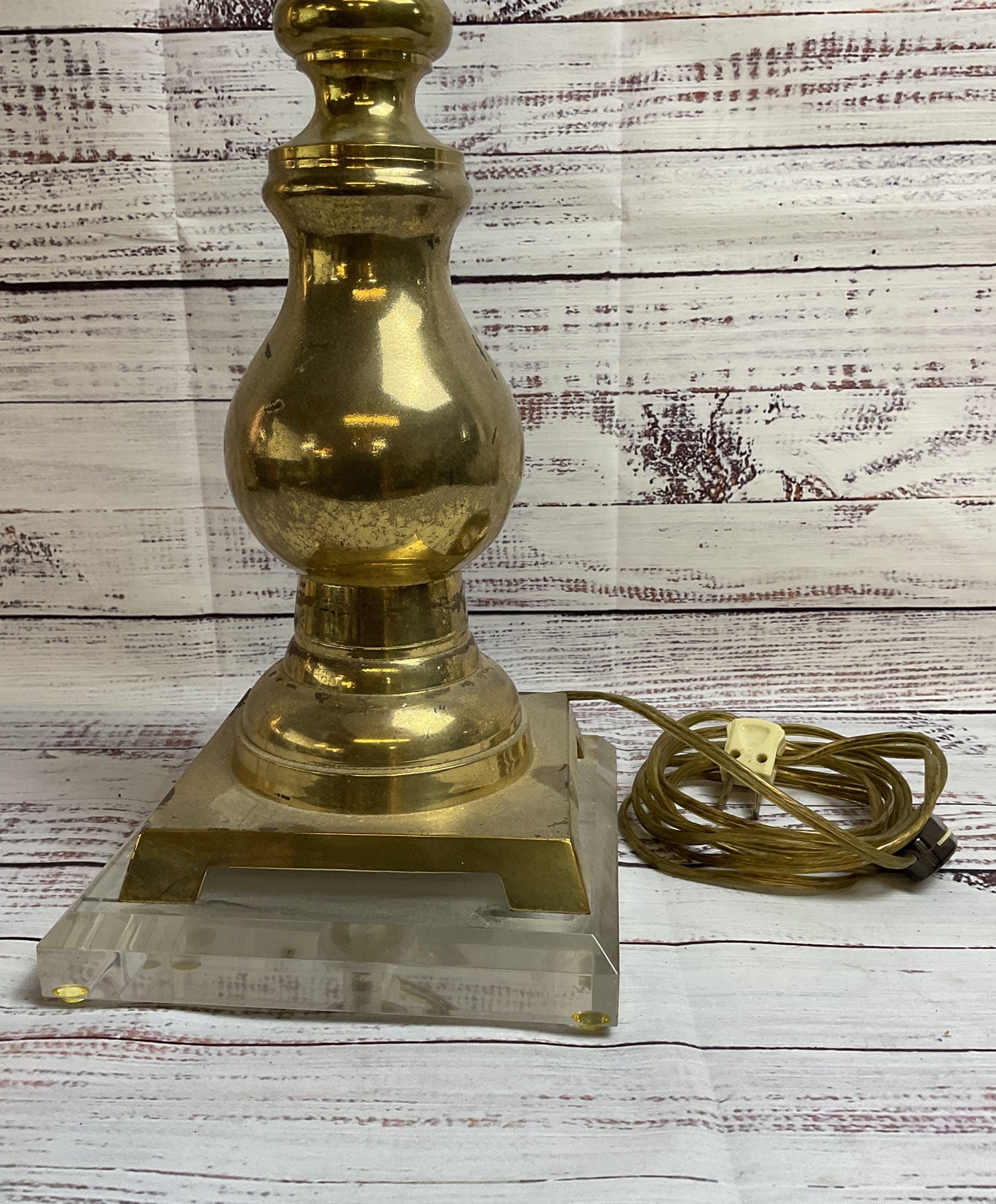 Vintage Custom for Hali-Specht's Lamp On Lucite Acrylic Base