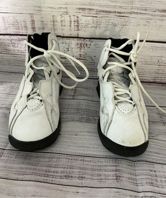 Boys Nike Air Jordan True Flight White Sneaker Size 4.5 Y