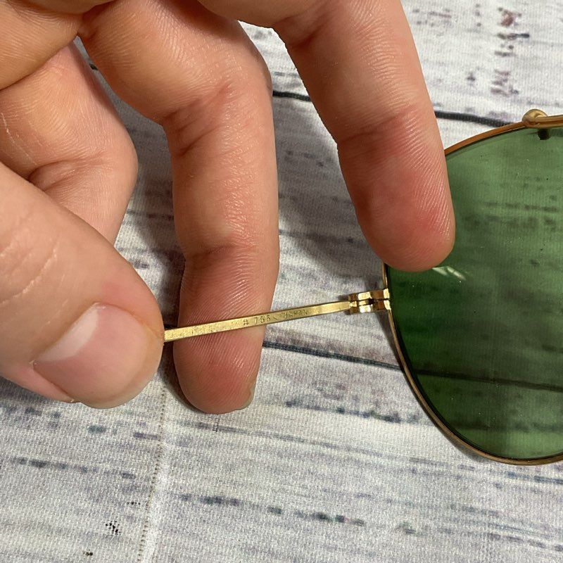 VTG. Bushnell 755 Activewear Shooting Gold Tone Sunglasses w/ Green Lenses