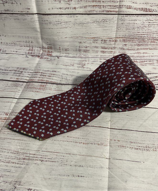 Charvet Place Vendome 100% Silk Men's Geometric Pattern Dark Red Tie France