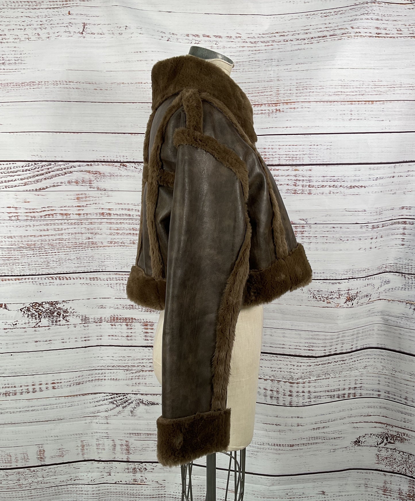 Cider City Chic Faux Shearling Zipper Jacket in Shade 'Coffee' - Size 4