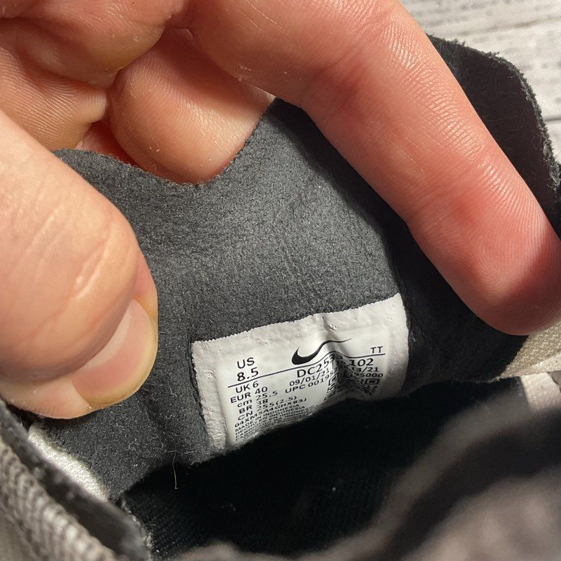 Nike Waffle 1 Summit White Athletic Running Sneaker Men's Size 8.5