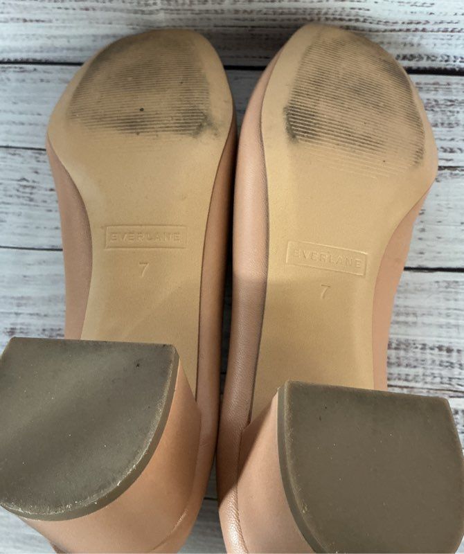 Women's Everlane Tan Leather Low heel Pump Size 7