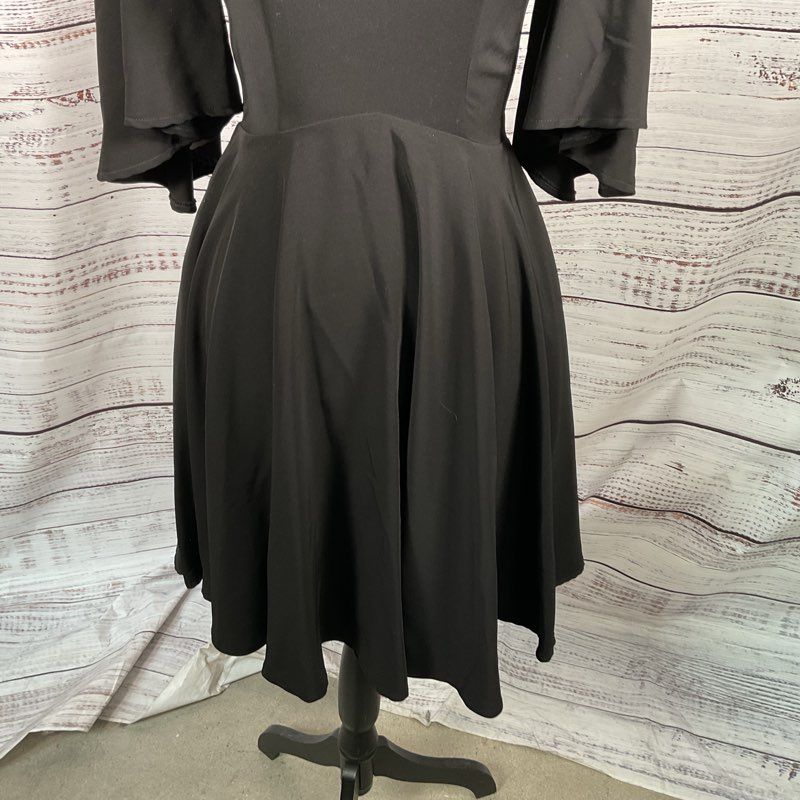 NWT ISABEL GARCIA Women's Black Flowy Sleeves Dress- SZ 0