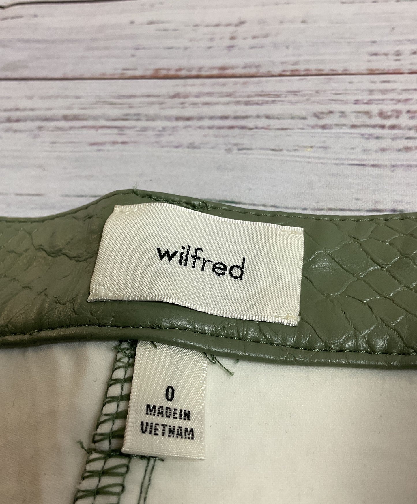 Wilfred Butter Sage High-Rise Straight Leg Faux-Croc 'Melina' Pant - Size 0 NWT