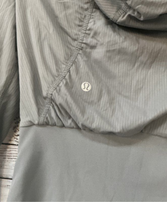 Women's Lululemon Gray Jacket w/ hoodie Size XS