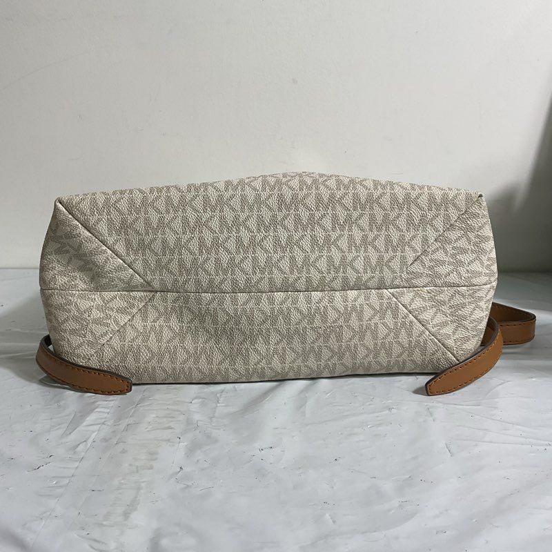Michael Kors Rhea Medium Slim Logo Backpack in Vanilla (MISSING TIES ON ZIPPERS)