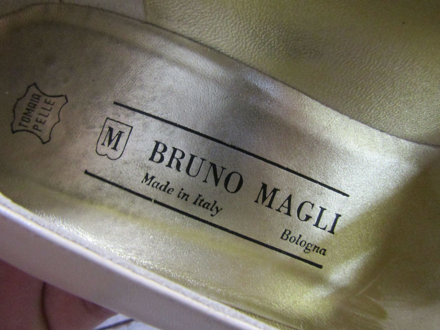 Bruno Magli Women's Beige Leather Pumps Size 9.5 Made in Italy