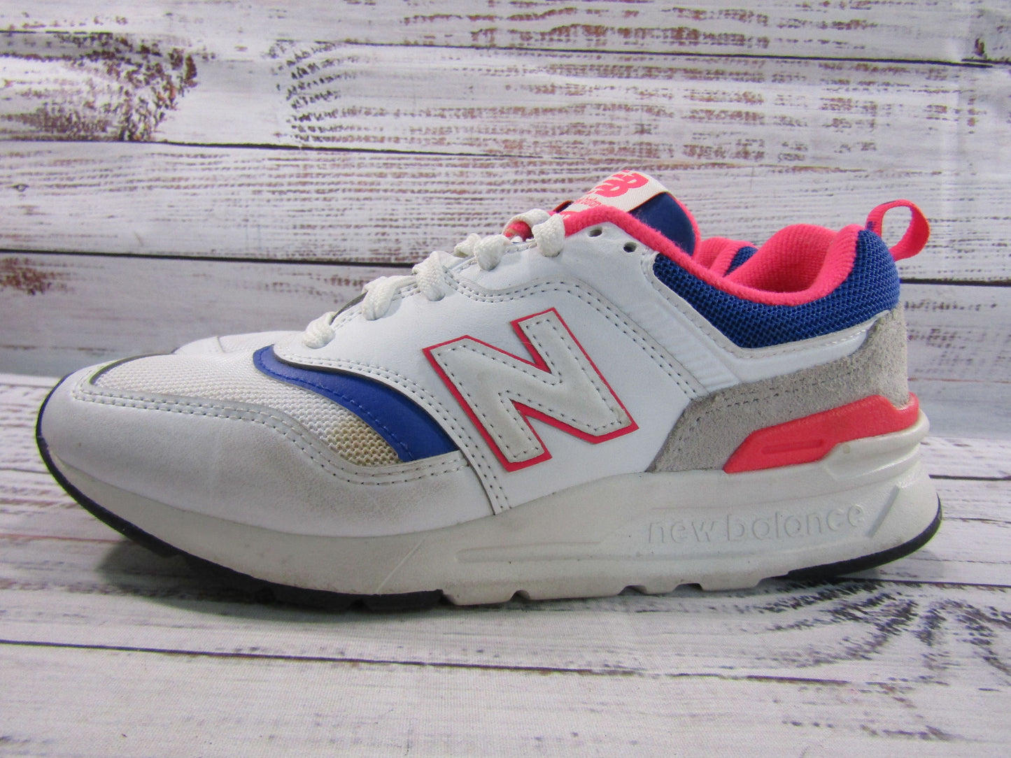 New Balance New Balance 997H White Athletic Shoe Women 5.5